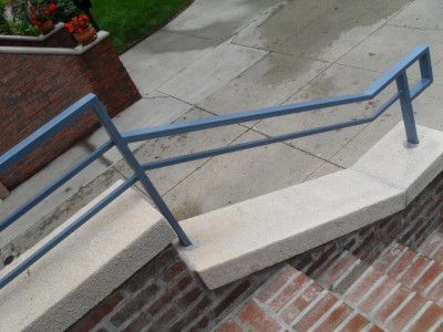 Tubular steel custom hand railing. (Harlem, NY)