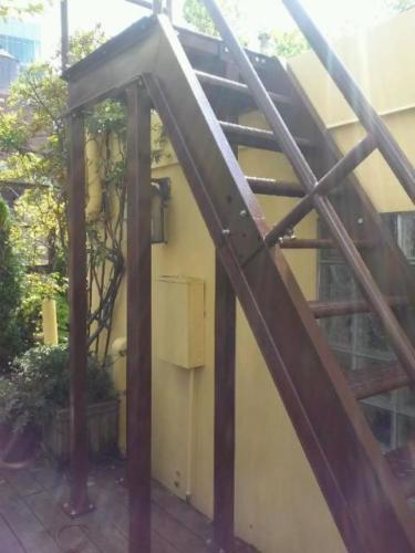 exterior staircase Supports