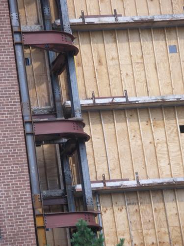 Curved structural stair tower framing