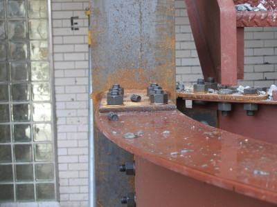 Structural bent beams plates moment connection torque bolts