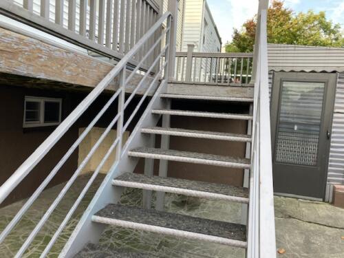diamond plate meta steps tube rails